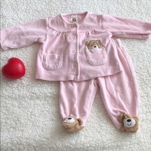 Carter’s 0-3 months matching set